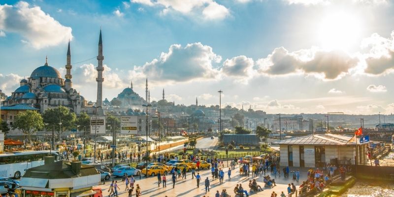 Türkiye'ye Seyahat Etmek İçin Temel İpuçları: Bilmeniz Gerekenler